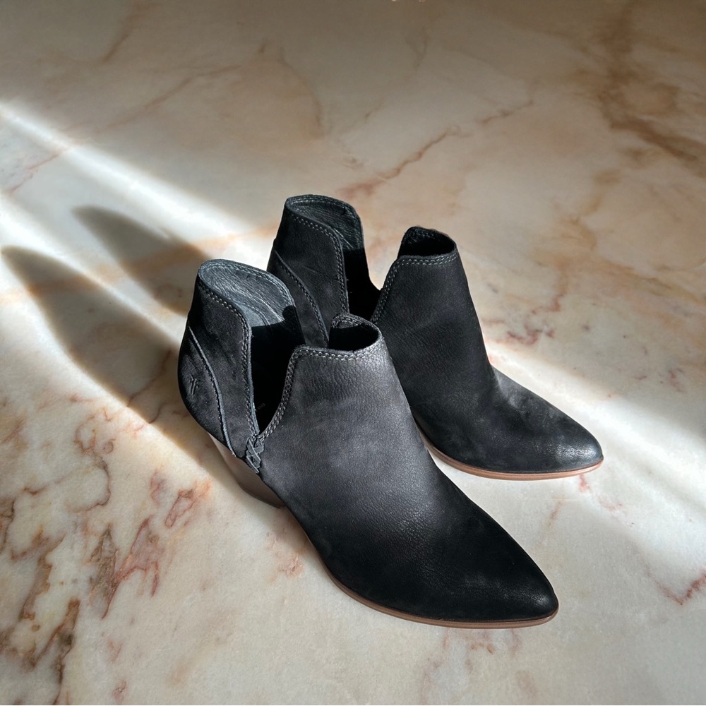 Frye Reina Cut Out Ankle Bootie